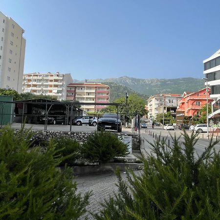 Apartments Zevs Budva Eksteriør billede