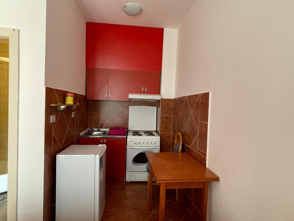 Apartments Zevs Budva Eksteriør billede