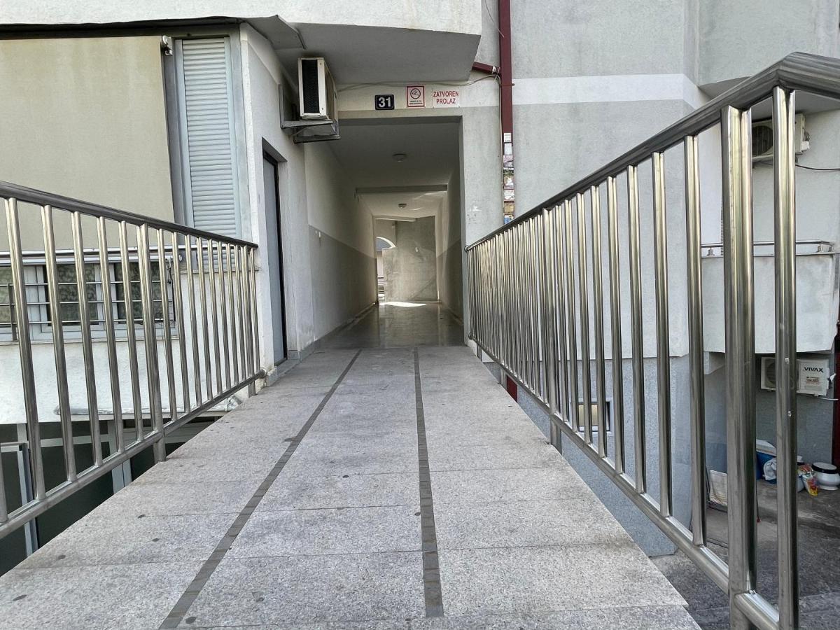 Apartments Zevs Budva Eksteriør billede